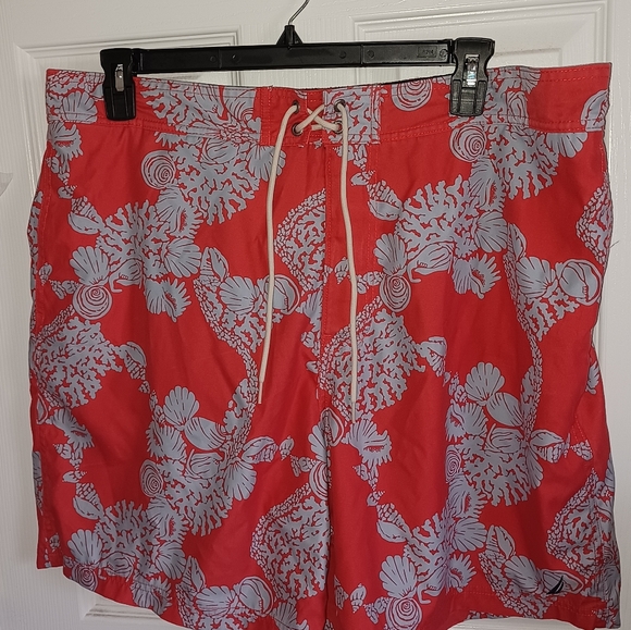 Big Men's (2X) Nautica Swim Shorts - Picture 2 of 9
